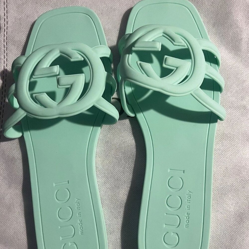 Gucci Womens Interlocking Sandals Slides Rubber Size 9 Pale Blue New